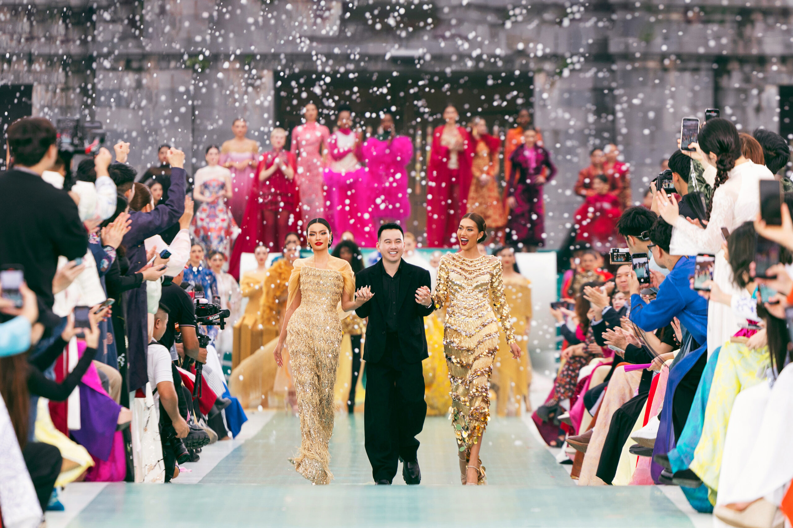 0002COSMO 2025 KIENGCAN STUDIO scaled